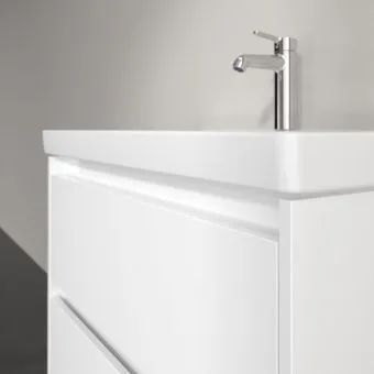 Villeroy & Boch Skyla КОМПЛЕКТ Тумба под раковину, 2 выдвижных ящика, 772 x 596 x 439 mm, Brilliant White +Skyla Pаковина для установки на тумбу, 800 x 460 x 160 mm, с переливом, Альпийский белый C79600VE+5A518001