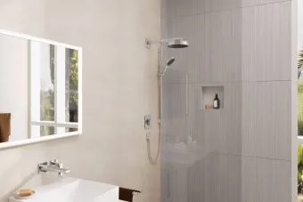 Hansgrohe Rainfinity Душевой набор 130 3jet со штангой S Puro 90 см, держателем-слайдером и текстильным шлангом Designflex 160 см, хром 28743000