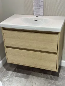 Villeroy & Boch Skyla КОМПЛЕКТ Тумба под раковину, 2 выдвижных ящика, 772 x 596 x 439 mm, Nordic Oak +Skyla Pаковина для установки на тумбу, 800 x 460 x 160 mm, с переливом, Альпийский белый C79600VJ+5A518001