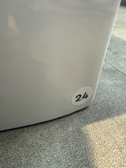 Villeroy & Boch Subway 2.0 Унитаз с открытым смывным краем, настенный, Белый CeramicPlus, с сиденьем 5614R2R1 НОМЕР 24 Уценка