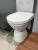 Villeroy & Boch O.Novo VITA Приставной унитаз, Альпийский белый с сиденьем сфункцией QuickRelease и SoftClosing, крепления из нержавеющей стали 4683001+98M9С101